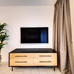 Lovely Apartment In La Vie Dubai